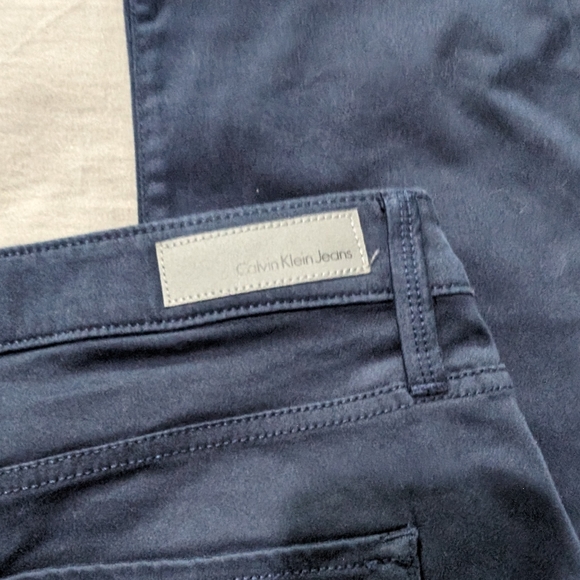 Calvin Klein Navy jeans size 16 - Picture 8 of 8